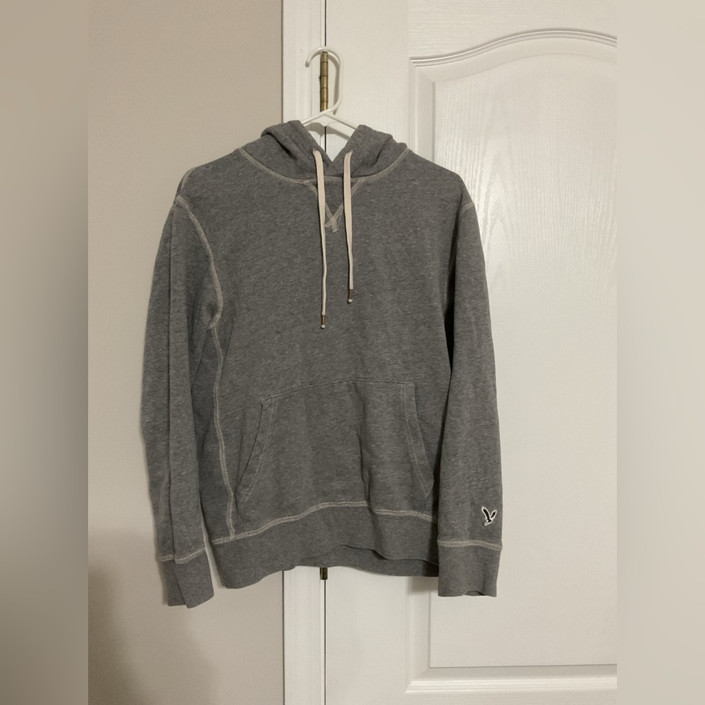 American Eagle Men’s Hoodie. Grey. Size Small.